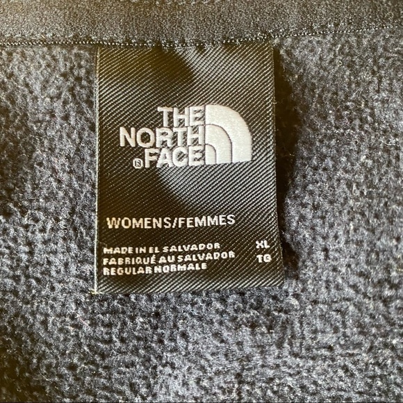 The North Face Snap Pullover. Size XL - Picture 6 of 7